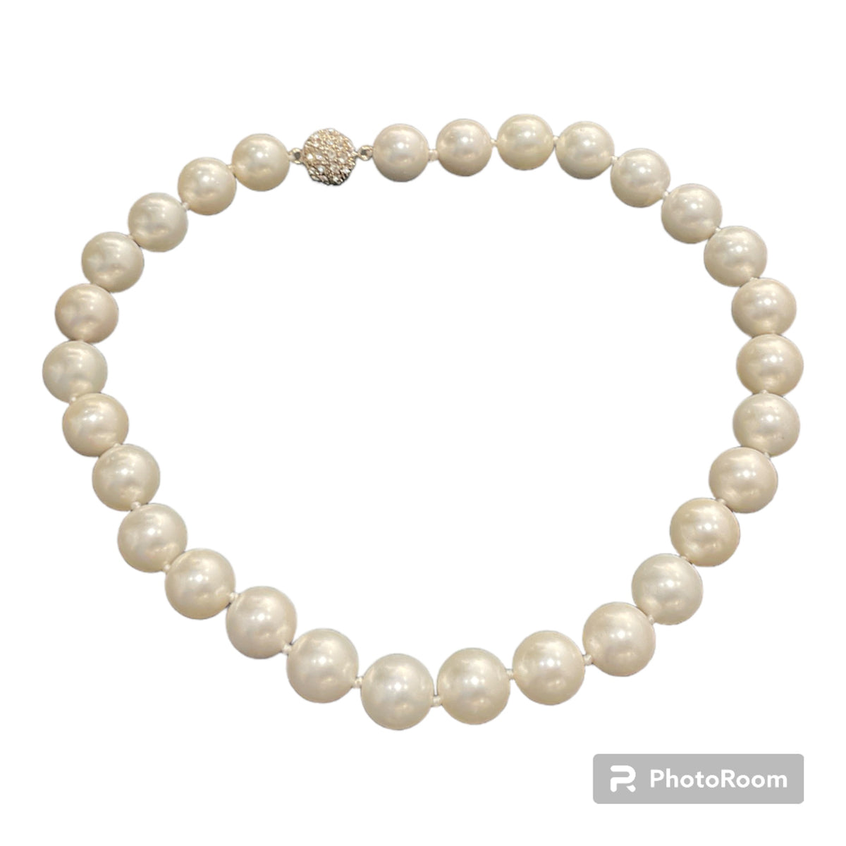 Jodi Maree Accessories White Pearl And Diamanté Magnet Necklace