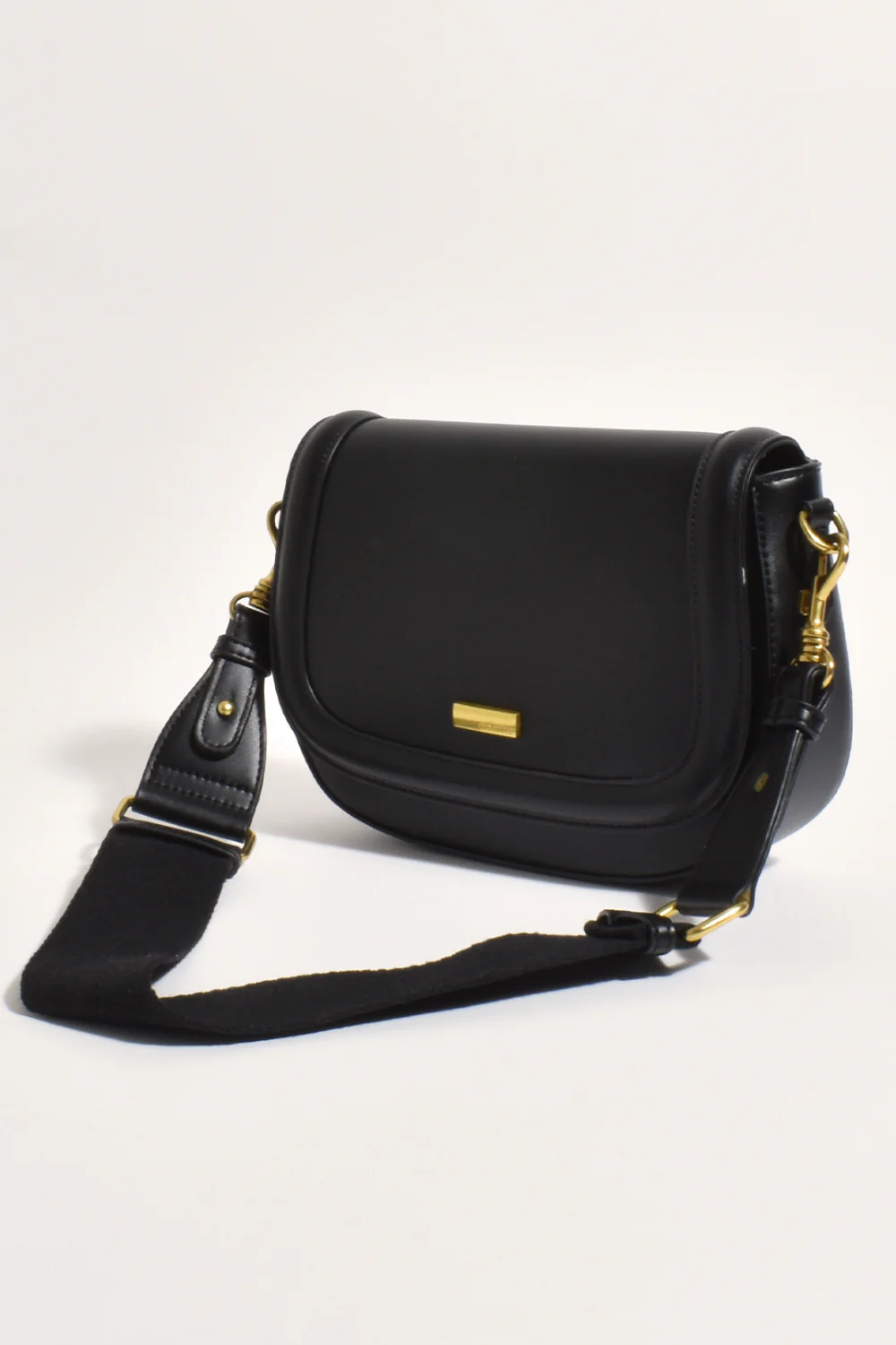 Adorne - Lulu Saddle Webbing Strap Bag - Black