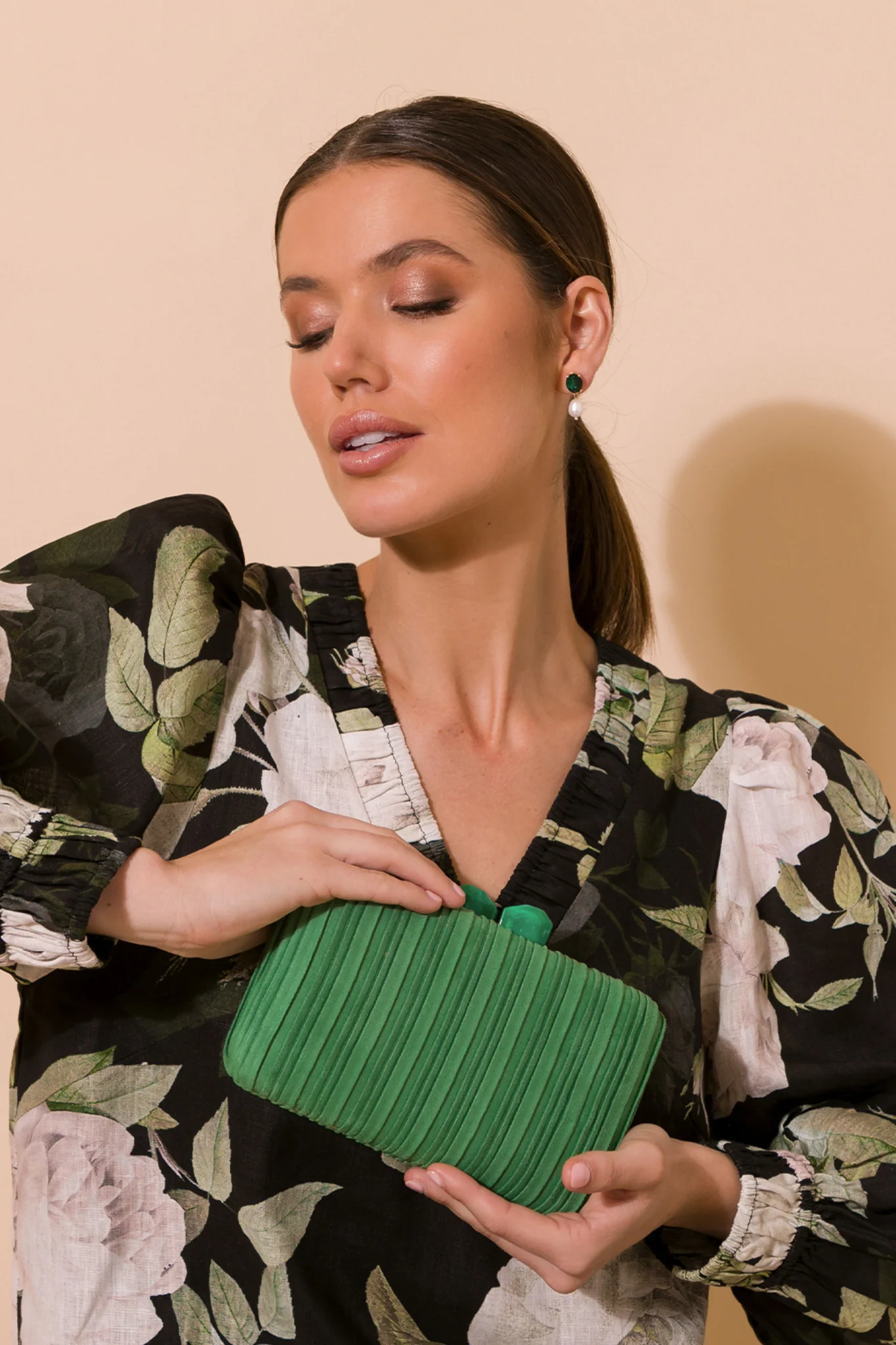 Adorne - Everleigh Fine Pleat Resin Clasp Clutch - Green 