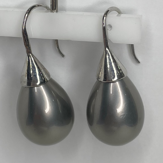 Jodi Maree jewellery - Pearl/Silver Teardrop Earrings